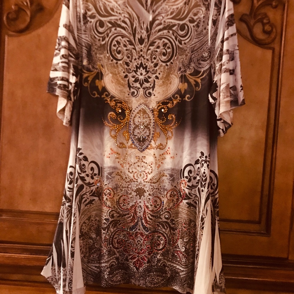 Dress - Picture 2 of 5